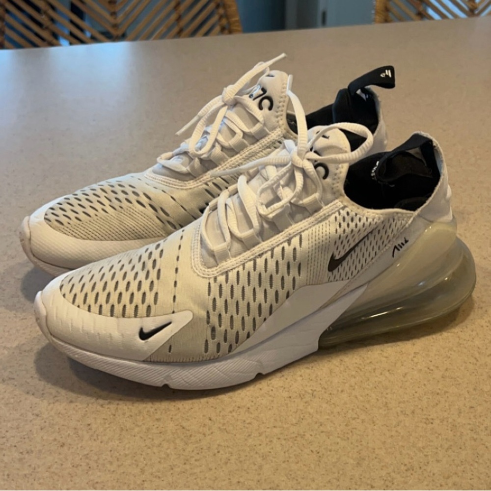 Nike Air Max 270